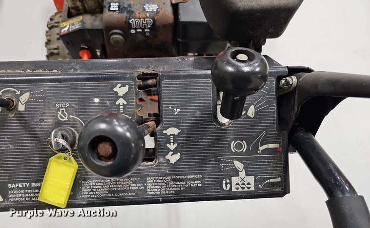 image for item DS5696 Ariens ST1032  snow blower