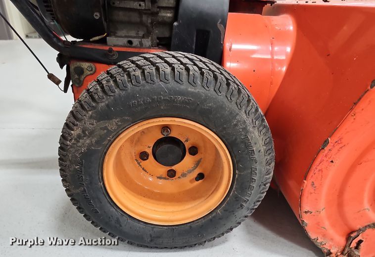 image for item DS5696 Ariens ST1032  snow blower