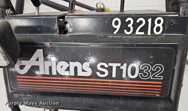 image for item DS5696 Ariens ST1032  snow blower
