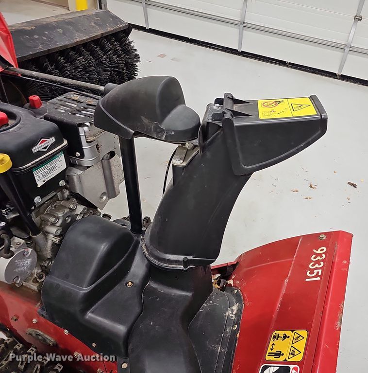 image for item DS5697 2011 Toro 38644  snow blower