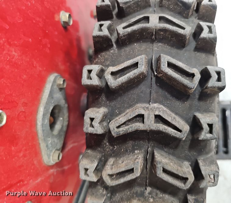 image for item DS5697 2011 Toro 38644  snow blower