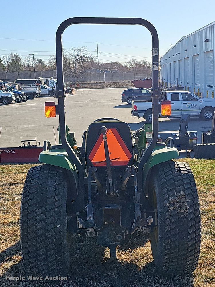 image for item DS5702 2001 John Deere 4300  tractor