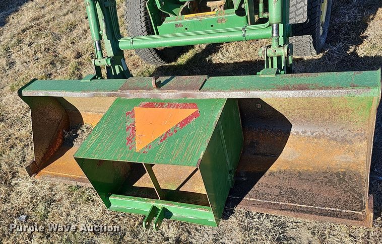 image for item DS5702 2001 John Deere 4300  tractor