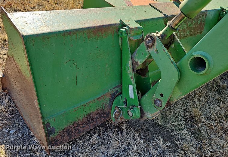image for item DS5702 2001 John Deere 4300  tractor