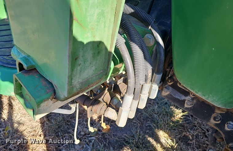 image for item DS5702 2001 John Deere 4300  tractor