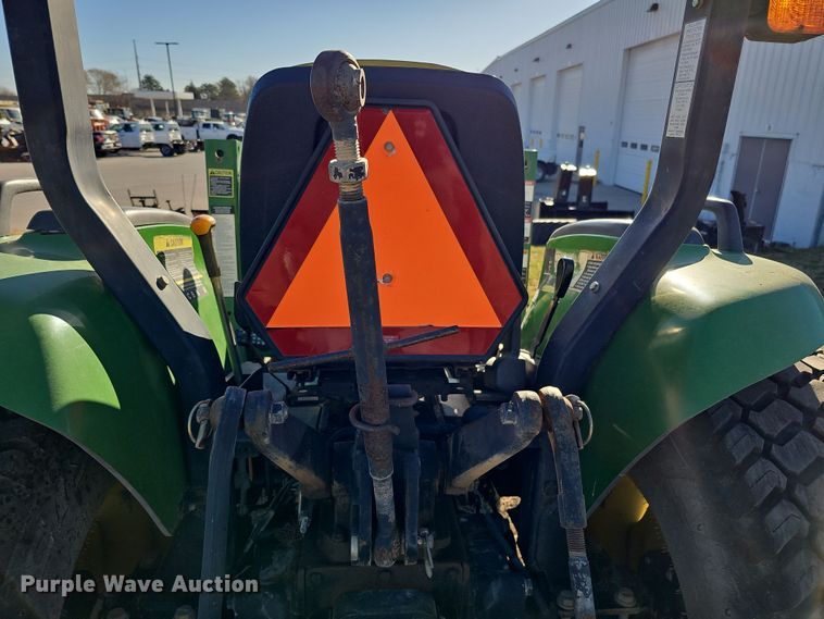 image for item DS5702 2001 John Deere 4300  tractor