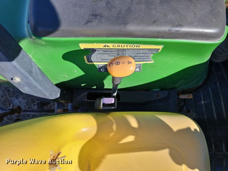 image for item DS5702 2001 John Deere 4300  tractor