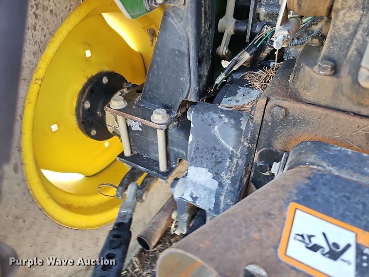 image for item DS5702 2001 John Deere 4300  tractor