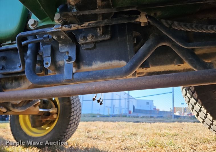 image for item DS5702 2001 John Deere 4300  tractor