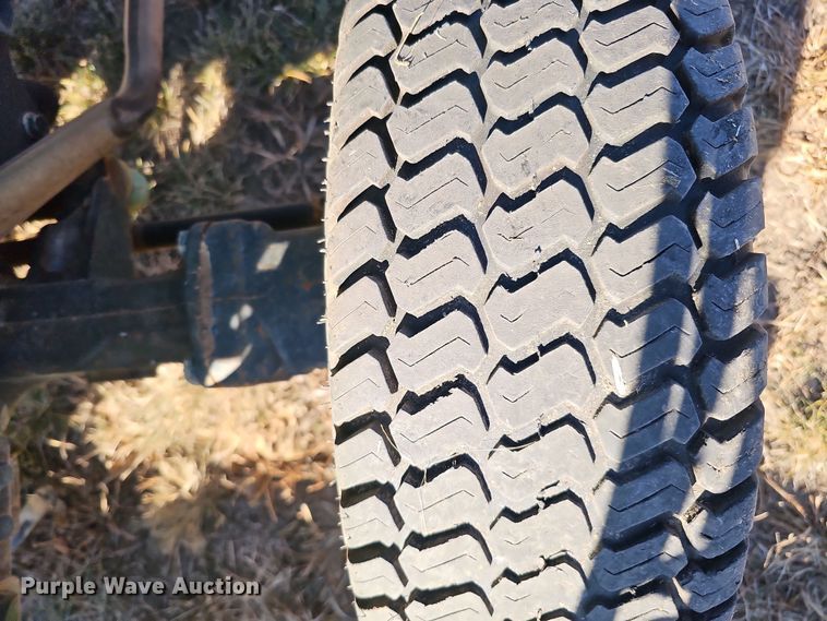 image for item DS5702 2001 John Deere 4300  tractor