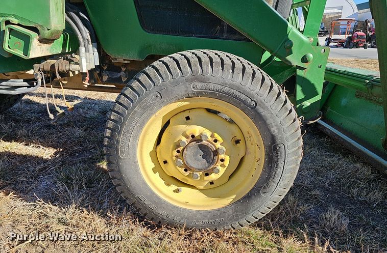 image for item DS5702 2001 John Deere 4300  tractor
