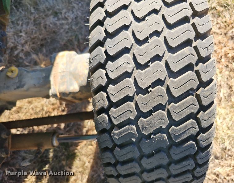 image for item DS5702 2001 John Deere 4300  tractor