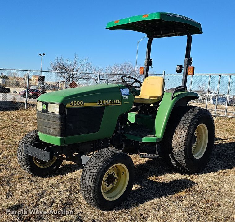 image for item DS5703 2001 John Deere 4600  tractor