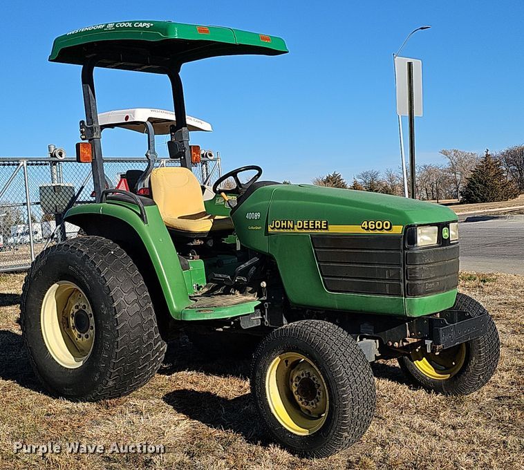 image for item DS5703 2001 John Deere 4600  tractor