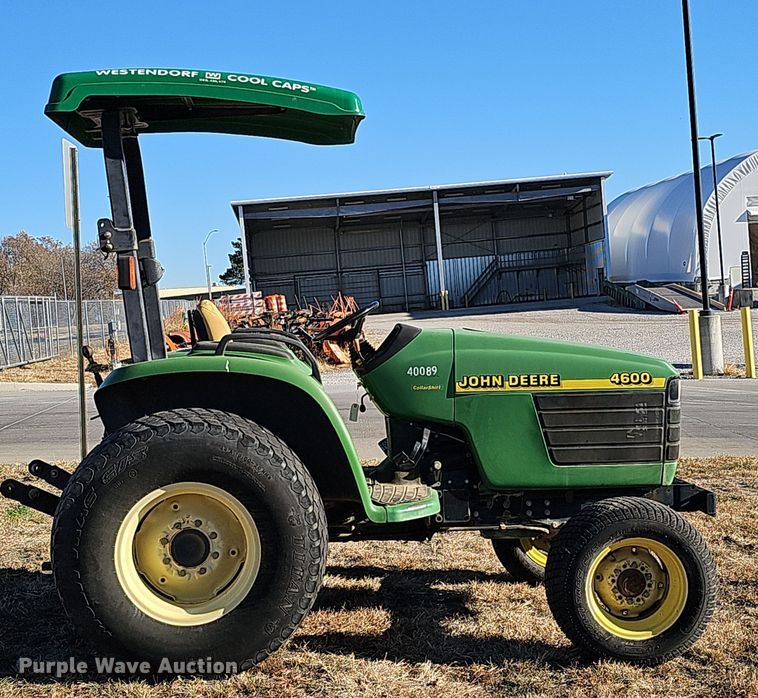 image for item DS5703 2001 John Deere 4600  tractor