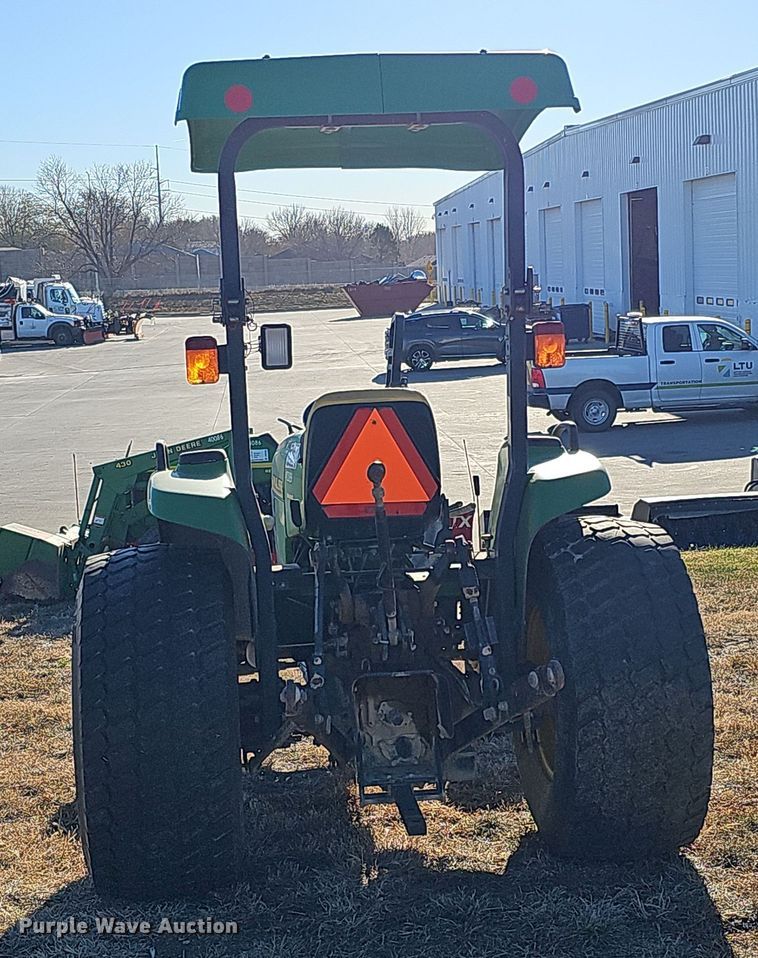 image for item DS5703 2001 John Deere 4600  tractor