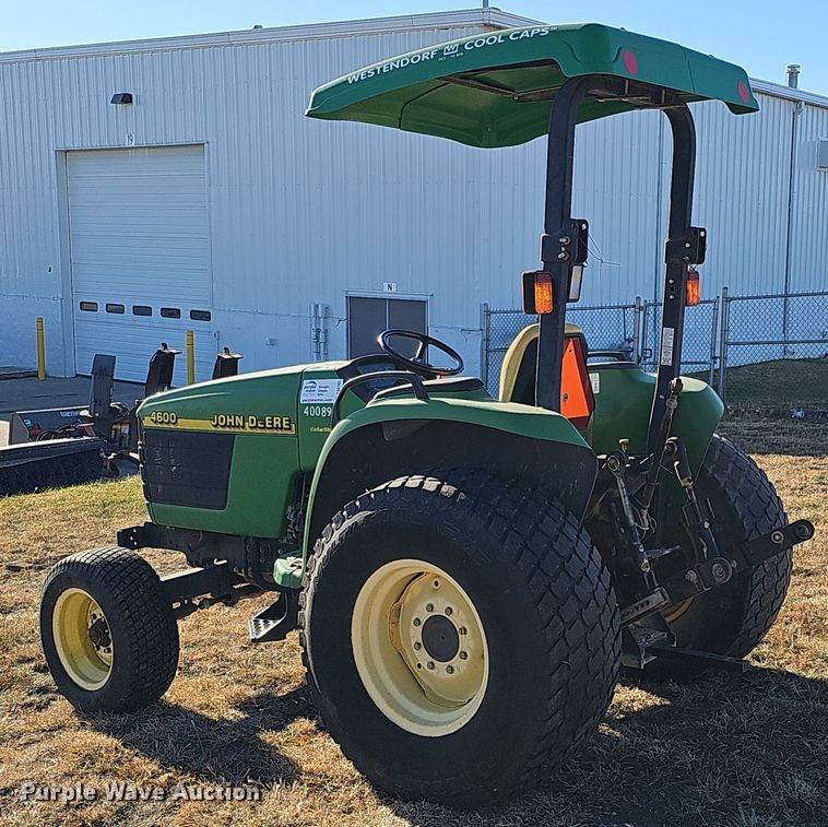 image for item DS5703 2001 John Deere 4600  tractor