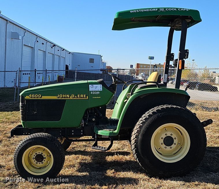 image for item DS5703 2001 John Deere 4600  tractor