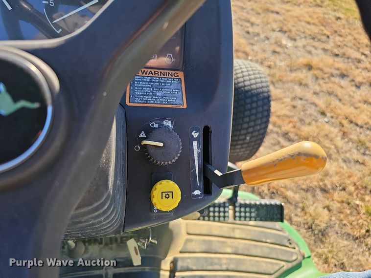 image for item DS5703 2001 John Deere 4600  tractor