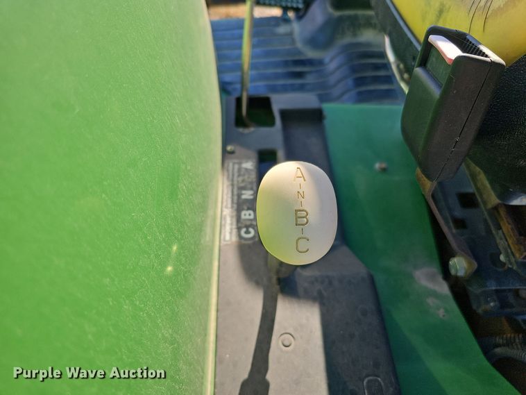 image for item DS5703 2001 John Deere 4600  tractor