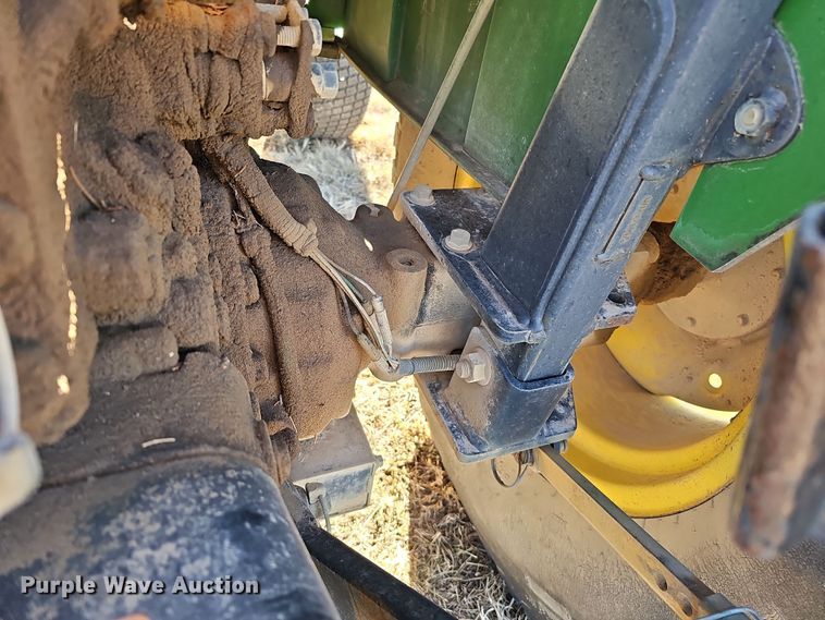 image for item DS5703 2001 John Deere 4600  tractor