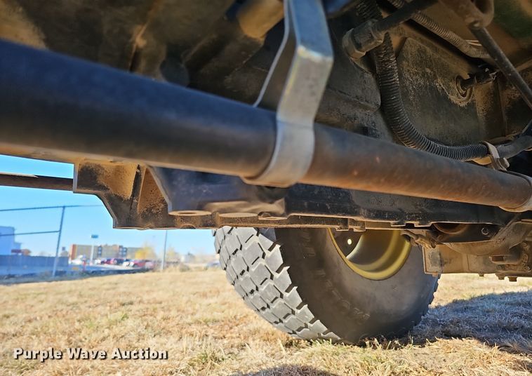 image for item DS5703 2001 John Deere 4600  tractor