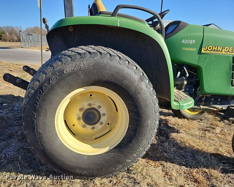 image for item DS5703 2001 John Deere 4600  tractor