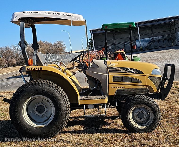 image for item DS5704 2005 Challenger MT275B  MFWD tractor
