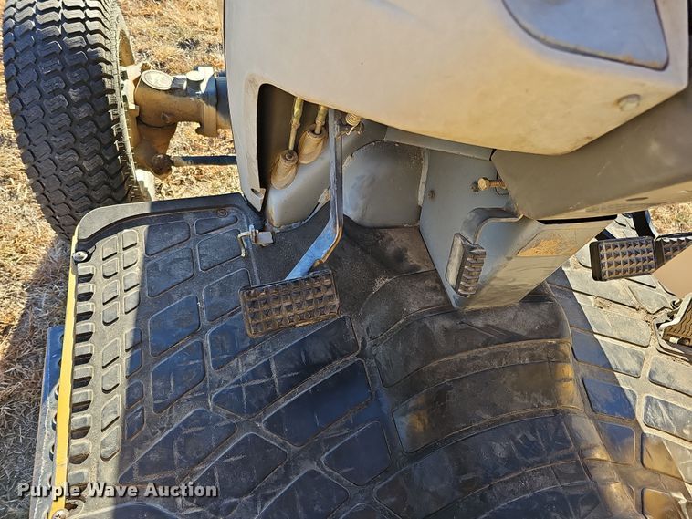 image for item DS5704 2005 Challenger MT275B  MFWD tractor