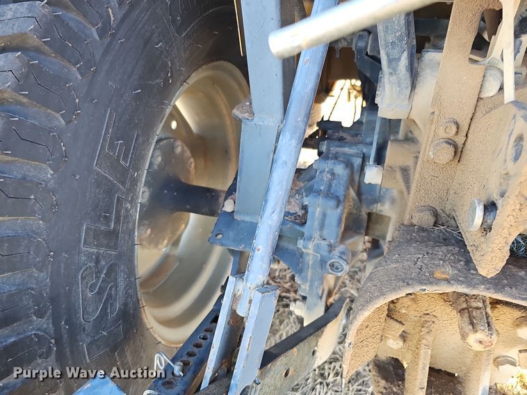 image for item DS5704 2005 Challenger MT275B  MFWD tractor