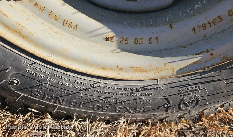 image for item DS5704 2005 Challenger MT275B  MFWD tractor