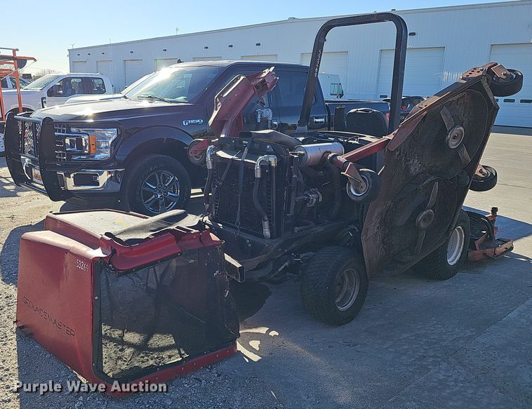 image for item DS5705 2010 Toro Groundsmaster 4000D  lawn mower