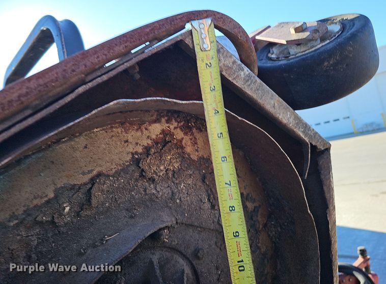 image for item DS5705 2010 Toro Groundsmaster 4000D  lawn mower