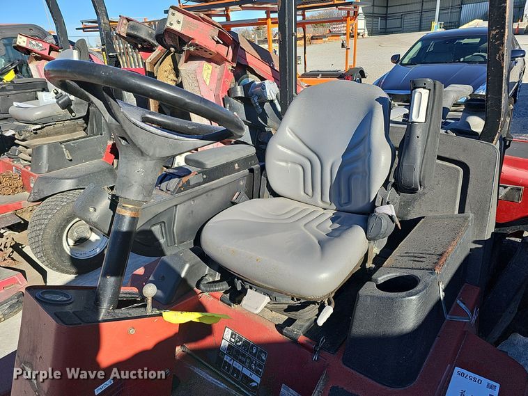 image for item DS5705 2010 Toro Groundsmaster 4000D  lawn mower