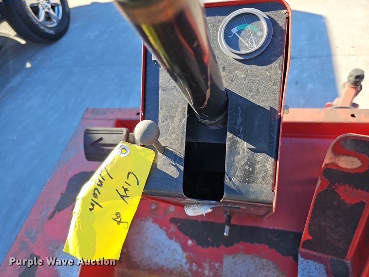 image for item DS5705 2010 Toro Groundsmaster 4000D  lawn mower