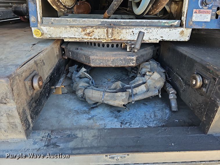 image for item DS5706 2009 Sterling Acterra  sewer jetter truck