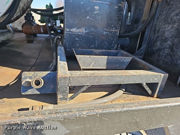 image for item DS5706 2009 Sterling Acterra  sewer jetter truck