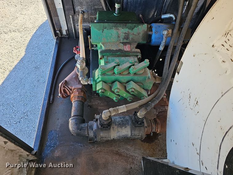 image for item DS5706 2009 Sterling Acterra  sewer jetter truck