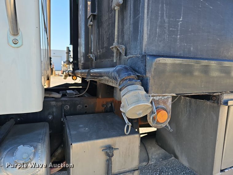 image for item DS5706 2009 Sterling Acterra  sewer jetter truck