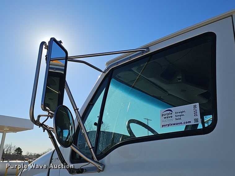 image for item DS5706 2009 Sterling Acterra  sewer jetter truck