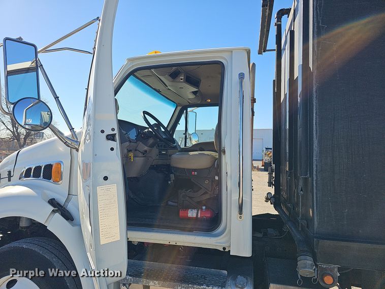 image for item DS5706 2009 Sterling Acterra  sewer jetter truck