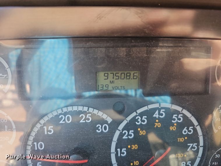 image for item DS5706 2009 Sterling Acterra  sewer jetter truck