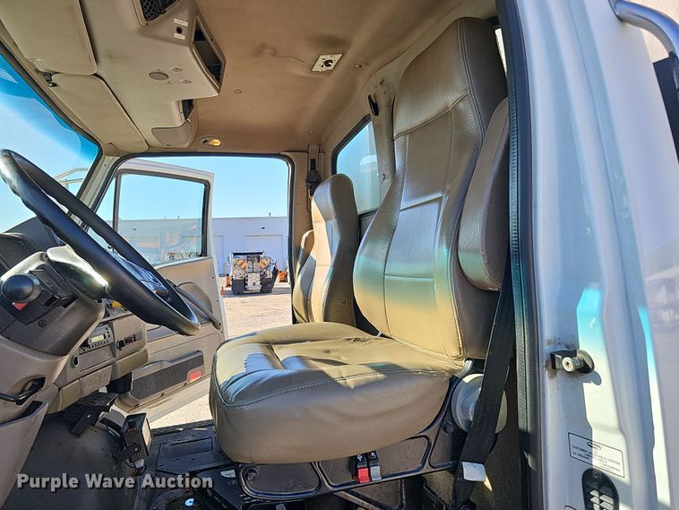 image for item DS5706 2009 Sterling Acterra  sewer jetter truck