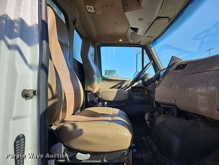 image for item DS5706 2009 Sterling Acterra  sewer jetter truck