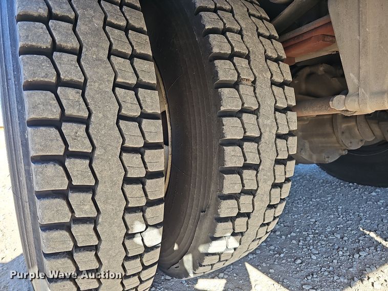 image for item DS5706 2009 Sterling Acterra  sewer jetter truck