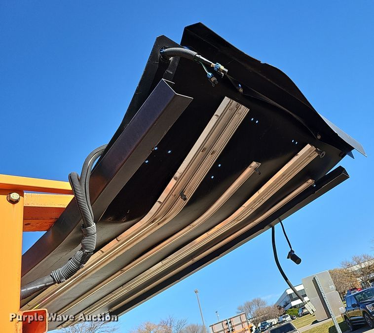 image for item DS5707 (3) arrow board trailers