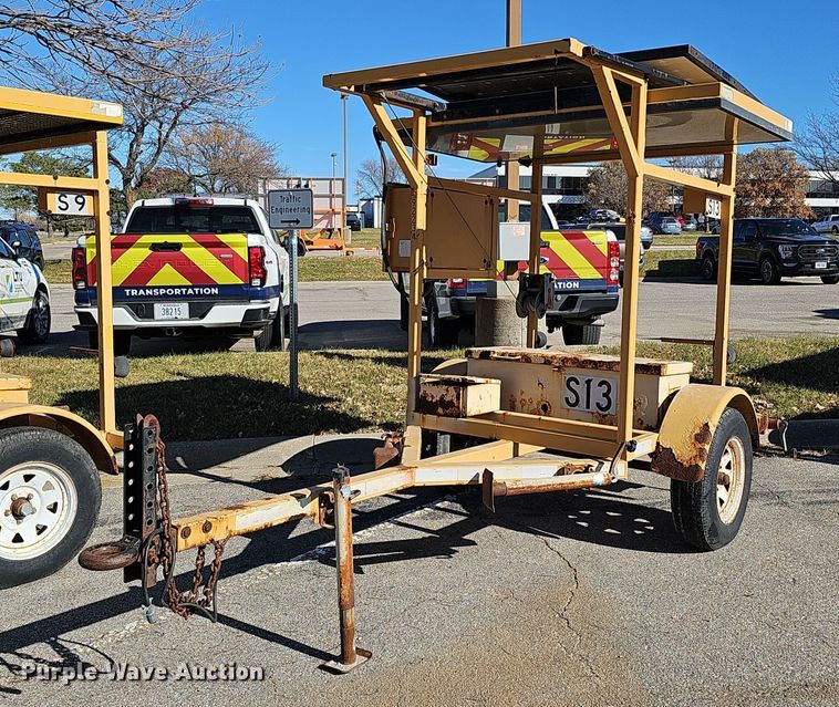 image for item DS5707 (3) arrow board trailers