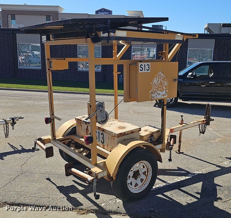 image for item DS5707 (3) arrow board trailers