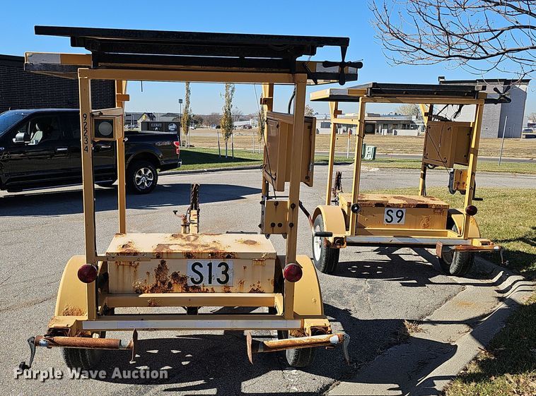 image for item DS5707 (3) arrow board trailers