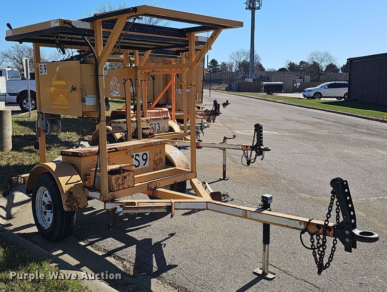 image for item DS5707 (3) arrow board trailers